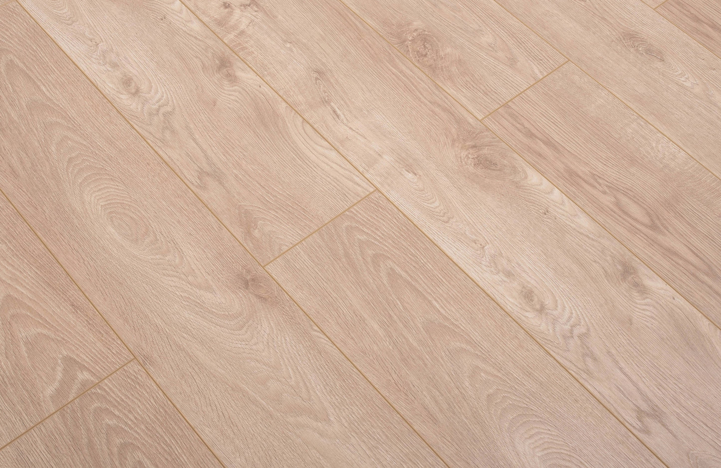 AGT Effect 12mm Laminate Flooring – Solvane