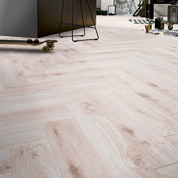 Forenzo 8mm White Oak Herringbone Laminate Flooring