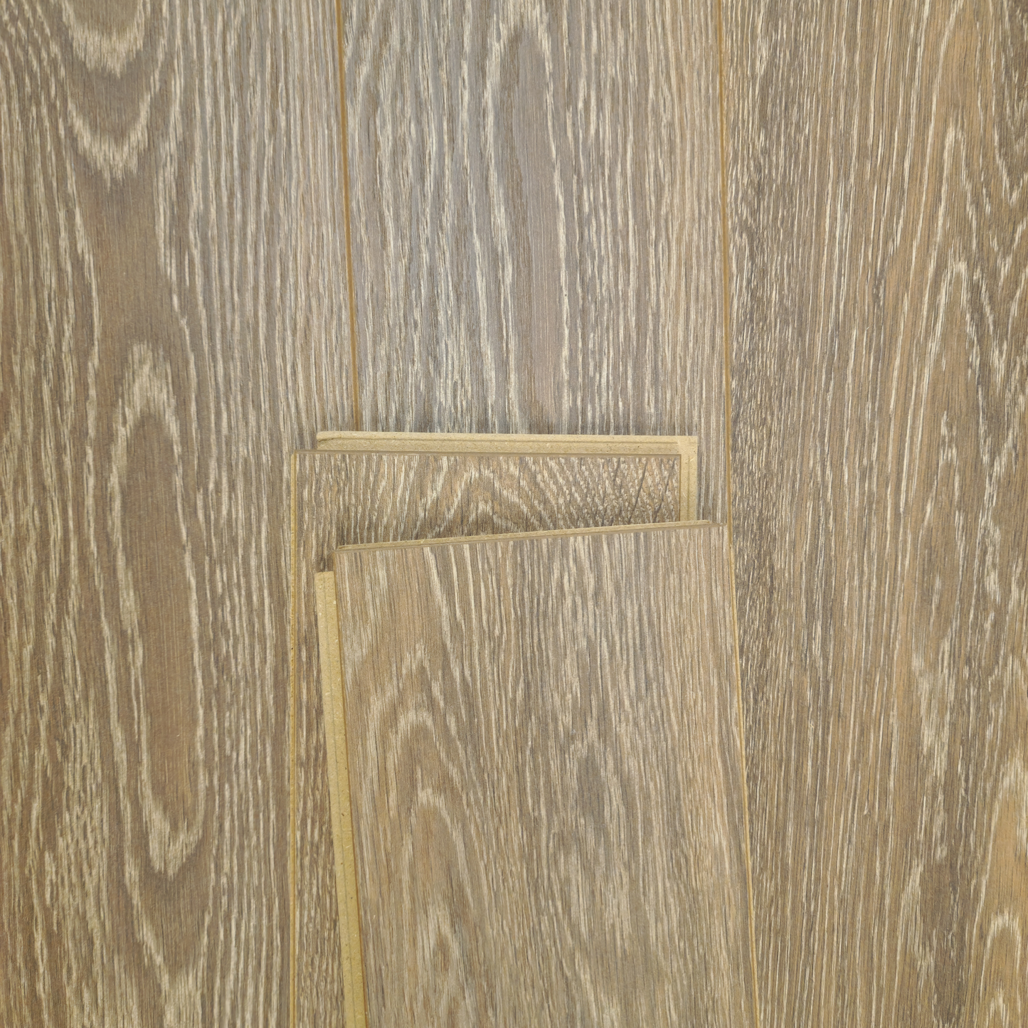 Waterproof Luxury Frostwood Oak 12mm Laminate Flooring