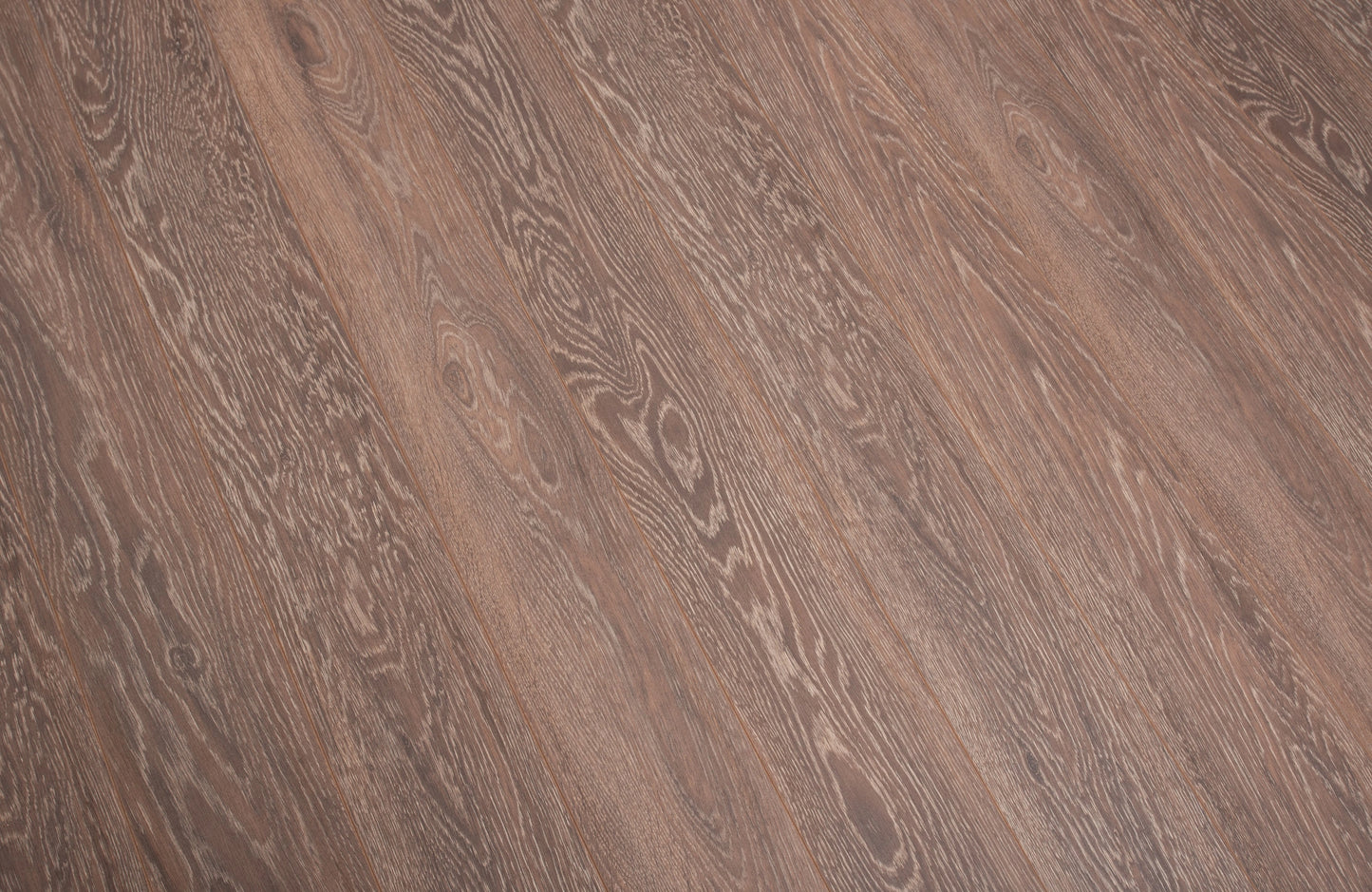 Waterproof Luxury Frostwood Oak 12mm Laminate Flooring
