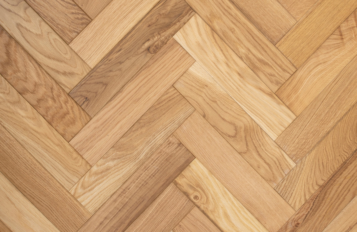 PrimeLine Hensley Oak 20mm Herringbone Engineered Wood Flooring