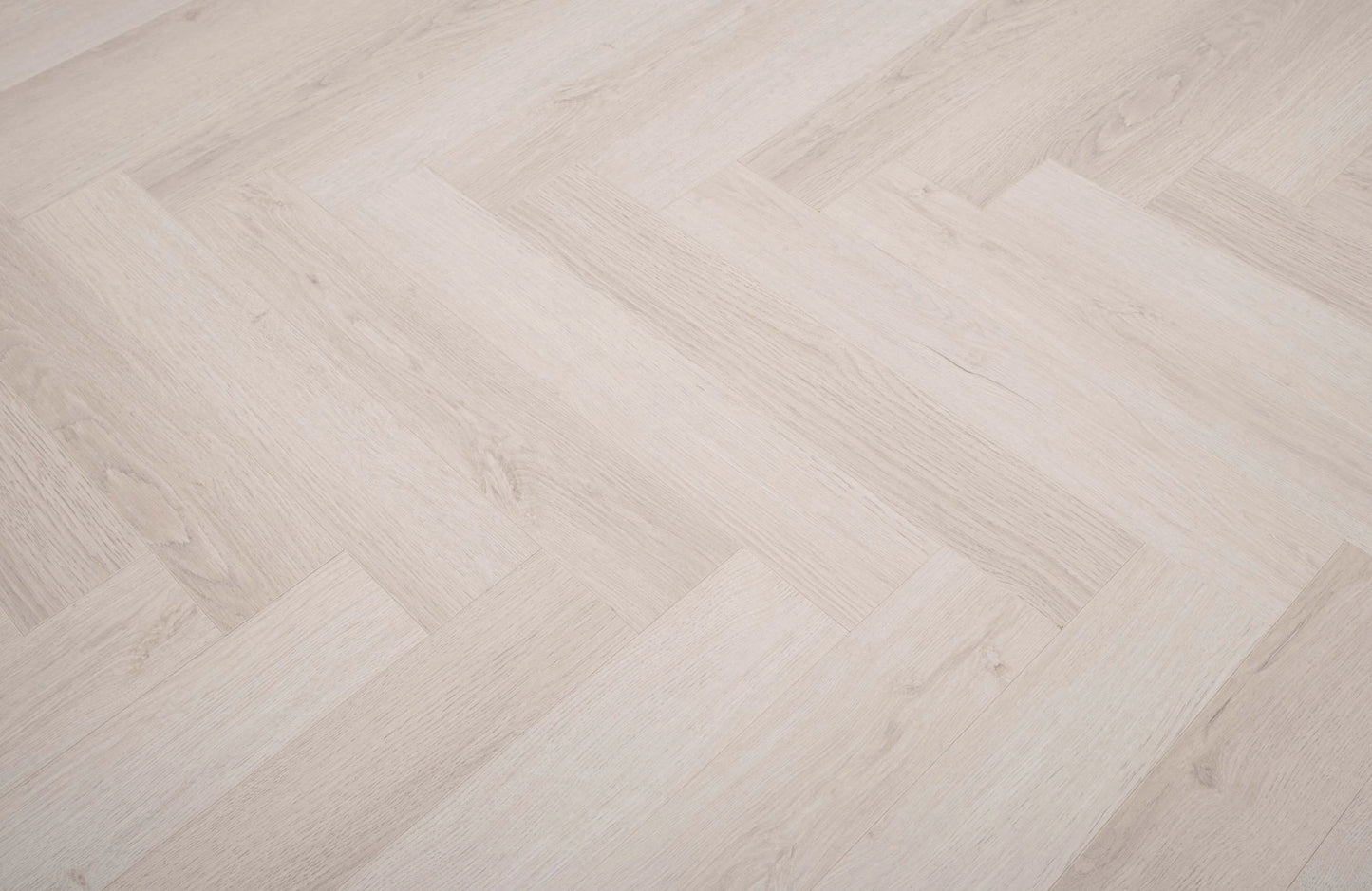 Kingsley 12mm Whitford Oak Herringbone Laminate Flooring