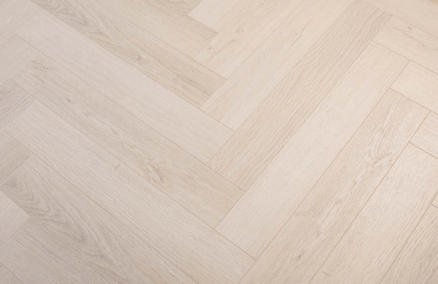 Kingsley 12mm Whitford Oak Herringbone Laminate Flooring