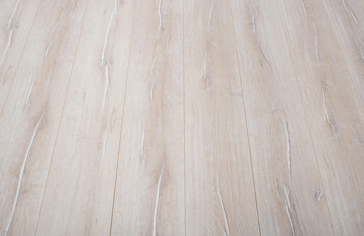 waterproof-luxury-lumaoakoak-8mm-laminate-flooring-5