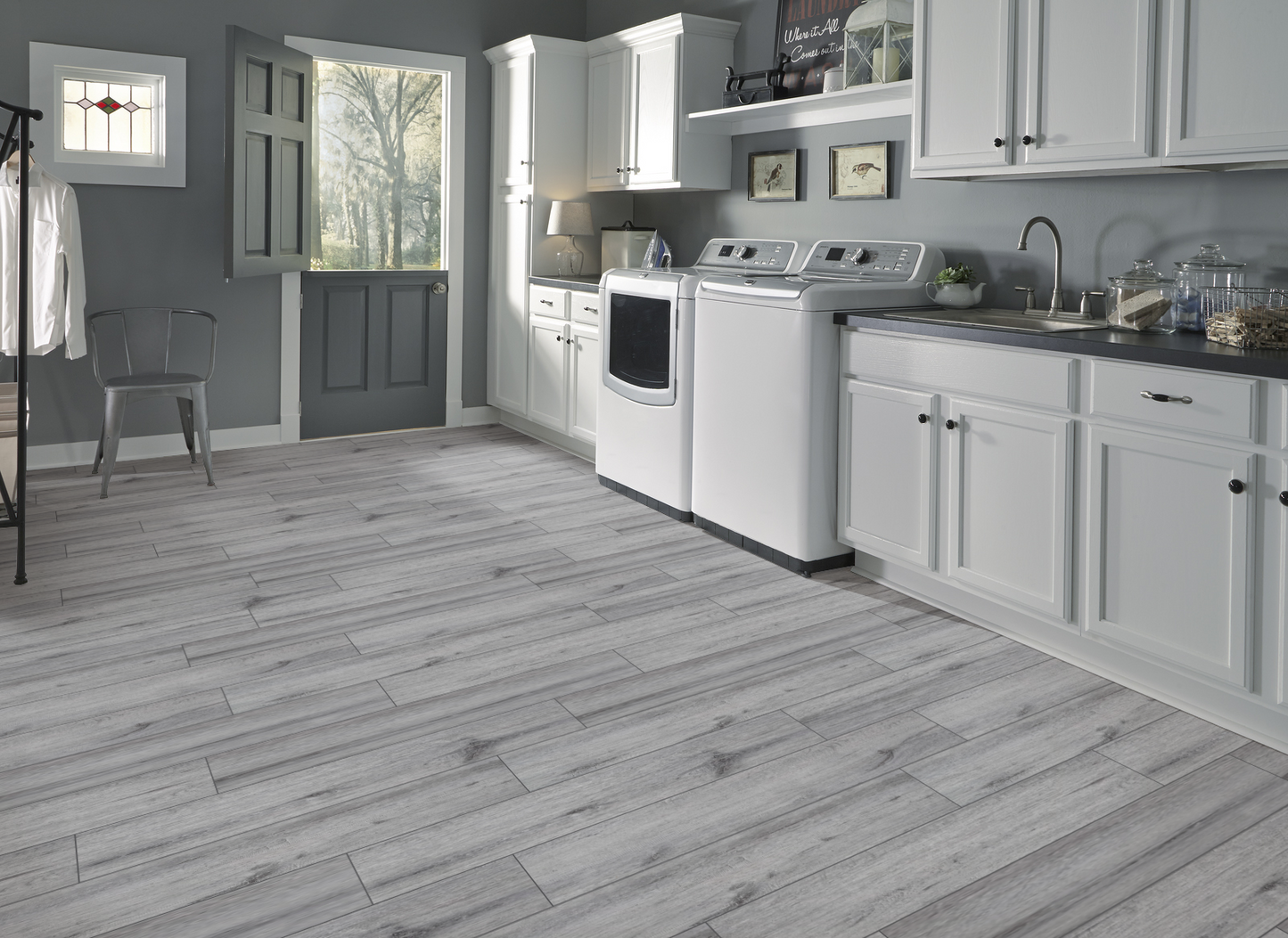 Modern Hickory 8mm Laminate Flooring