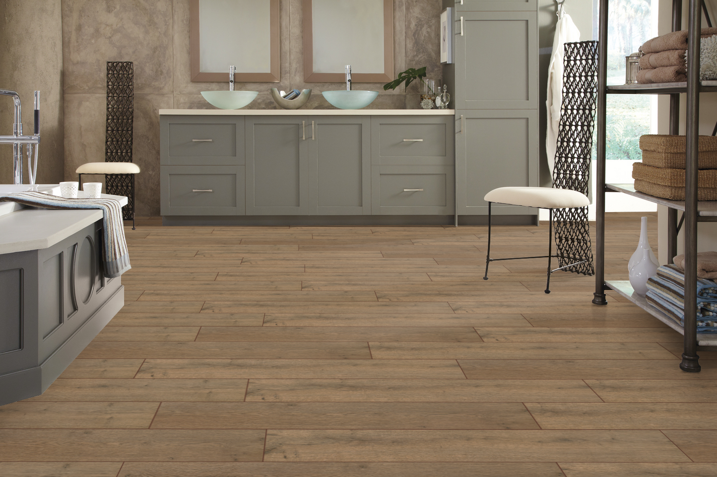 Oakwood Elite XL 12mm Laminate Flooring