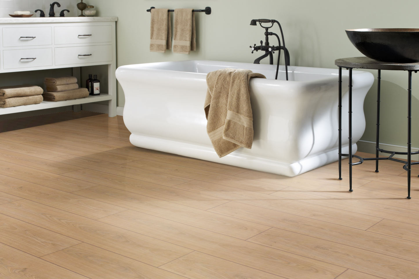 Pinecrest Elite XL 12mm Laminate Flooring