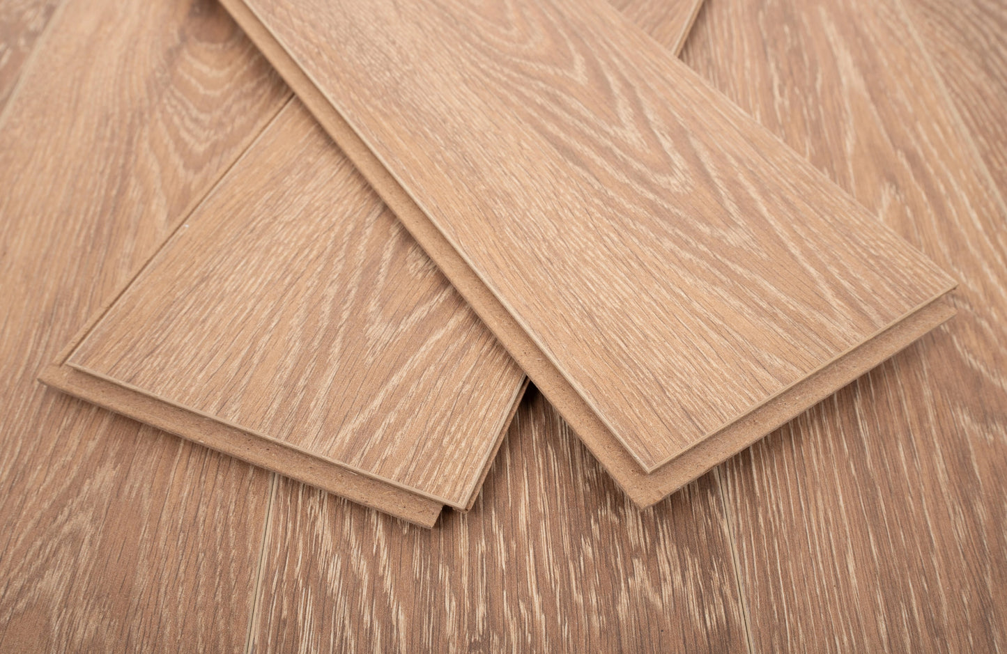 waterproof-luxury-rosewood-oak-12mm-laminate-flooring-6