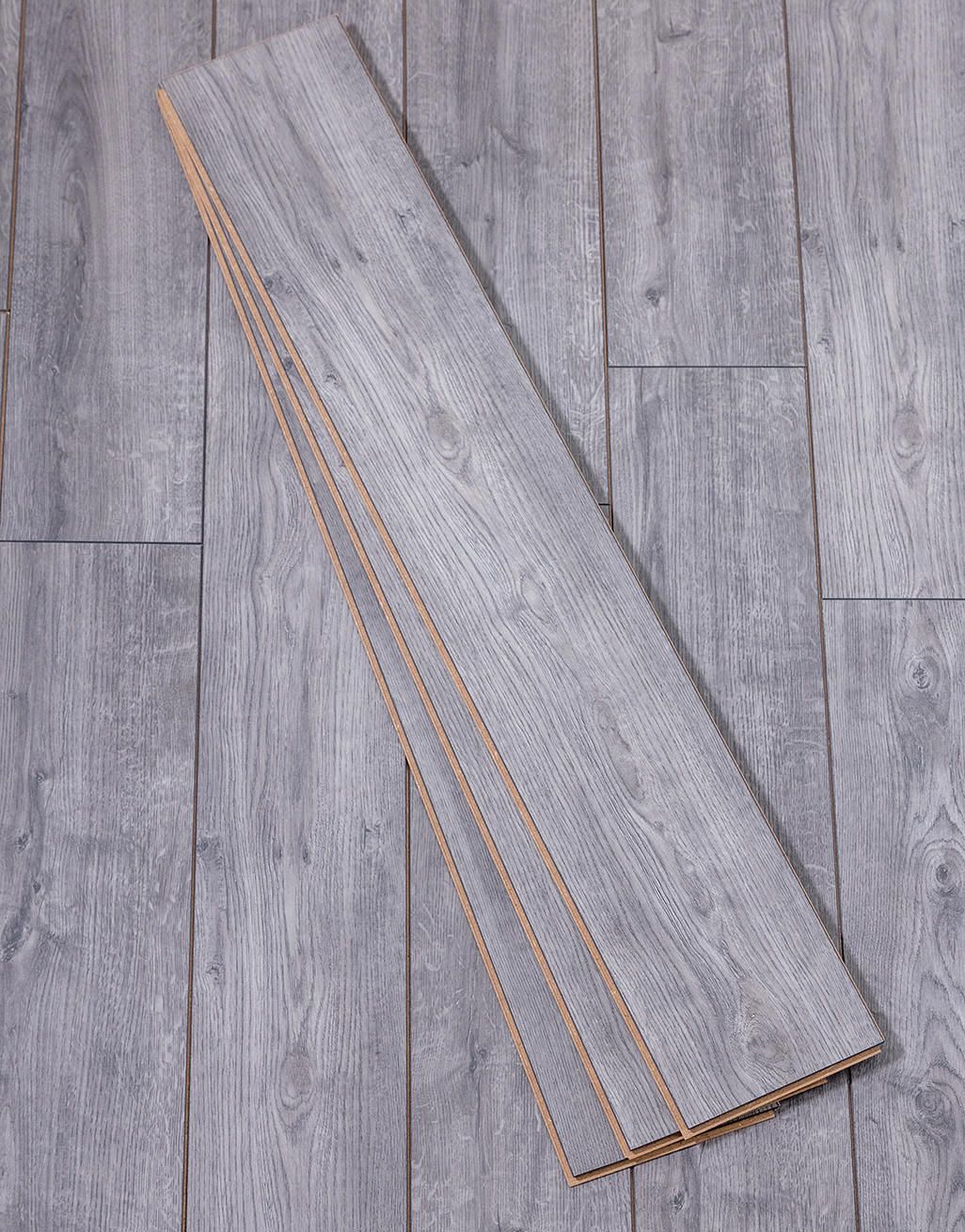 step-click-classic-plus-campus-laminate-flooring-9