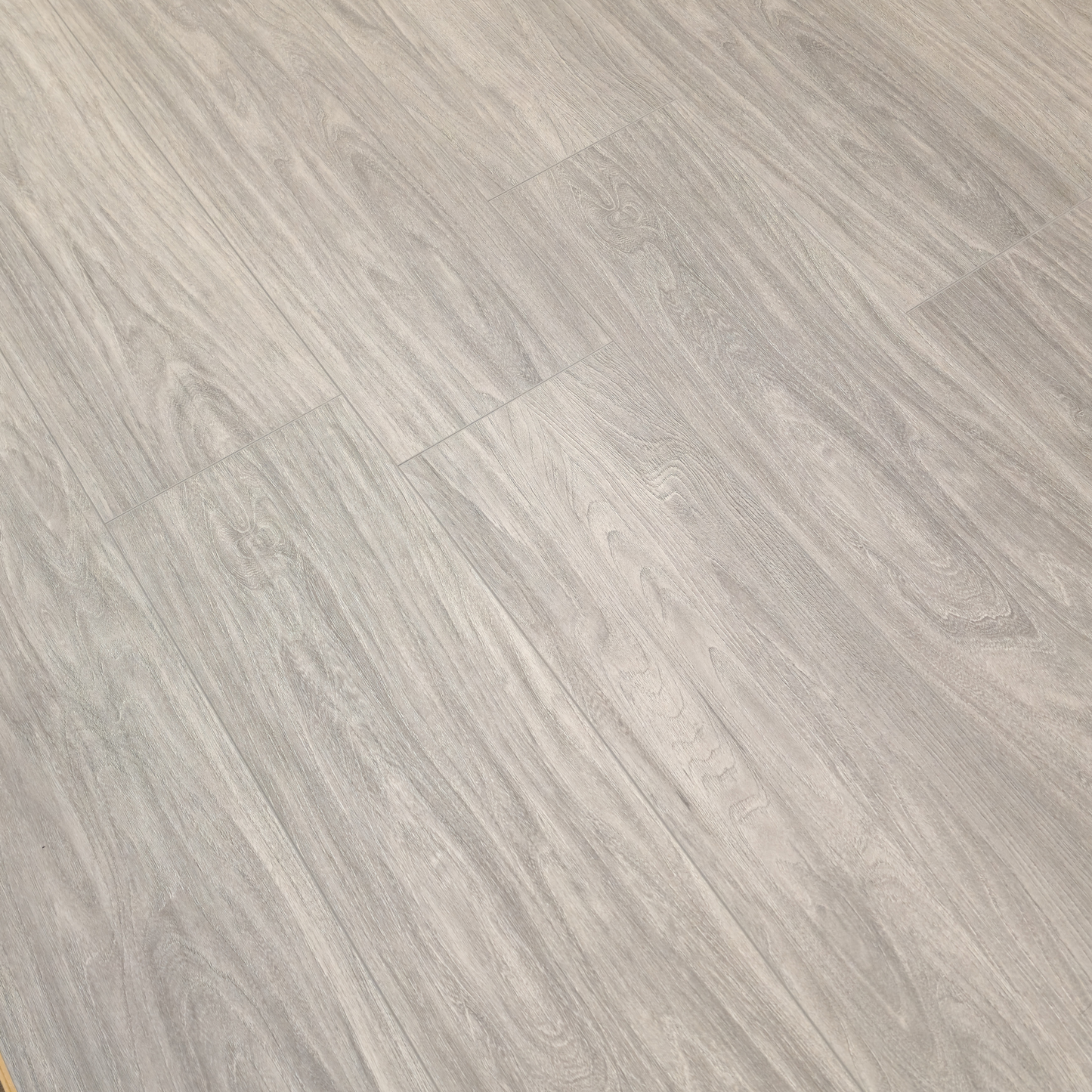 Waterproof Luxury Storm Grey Oak 8mm Laminate Flooring AC5