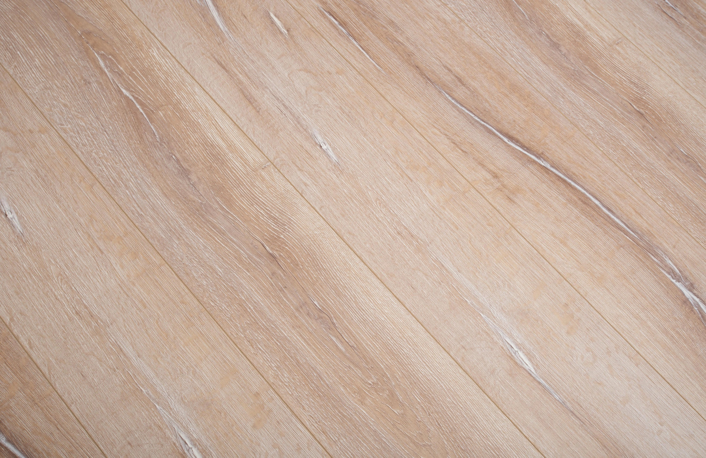 waterproof-luxury-sunlit-oak-8mm-laminate-flooring-4