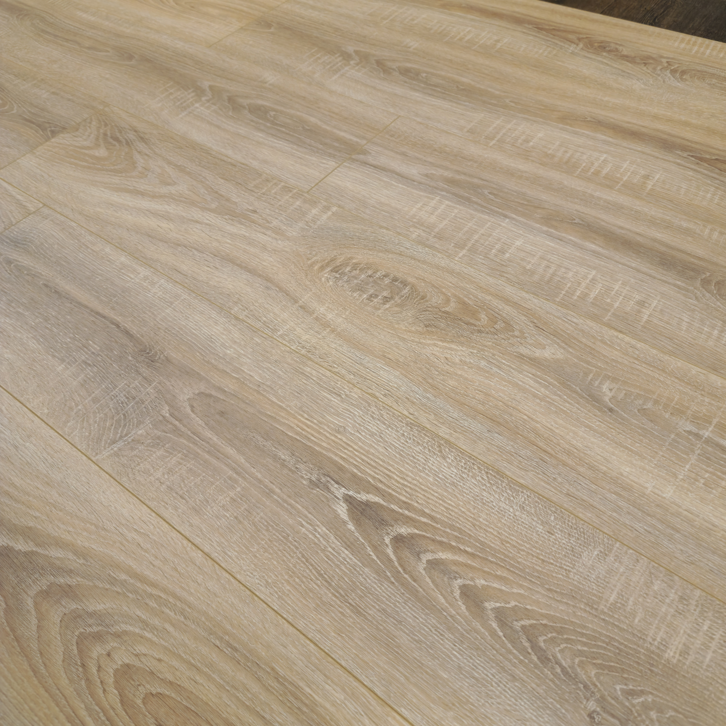 Waterproof Cream Natural Oak Laminate Flooring