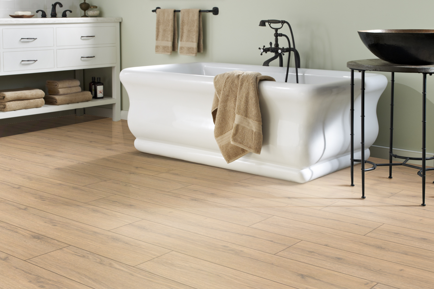 Walnut Grove Elite XL 12mm Laminate Flooring