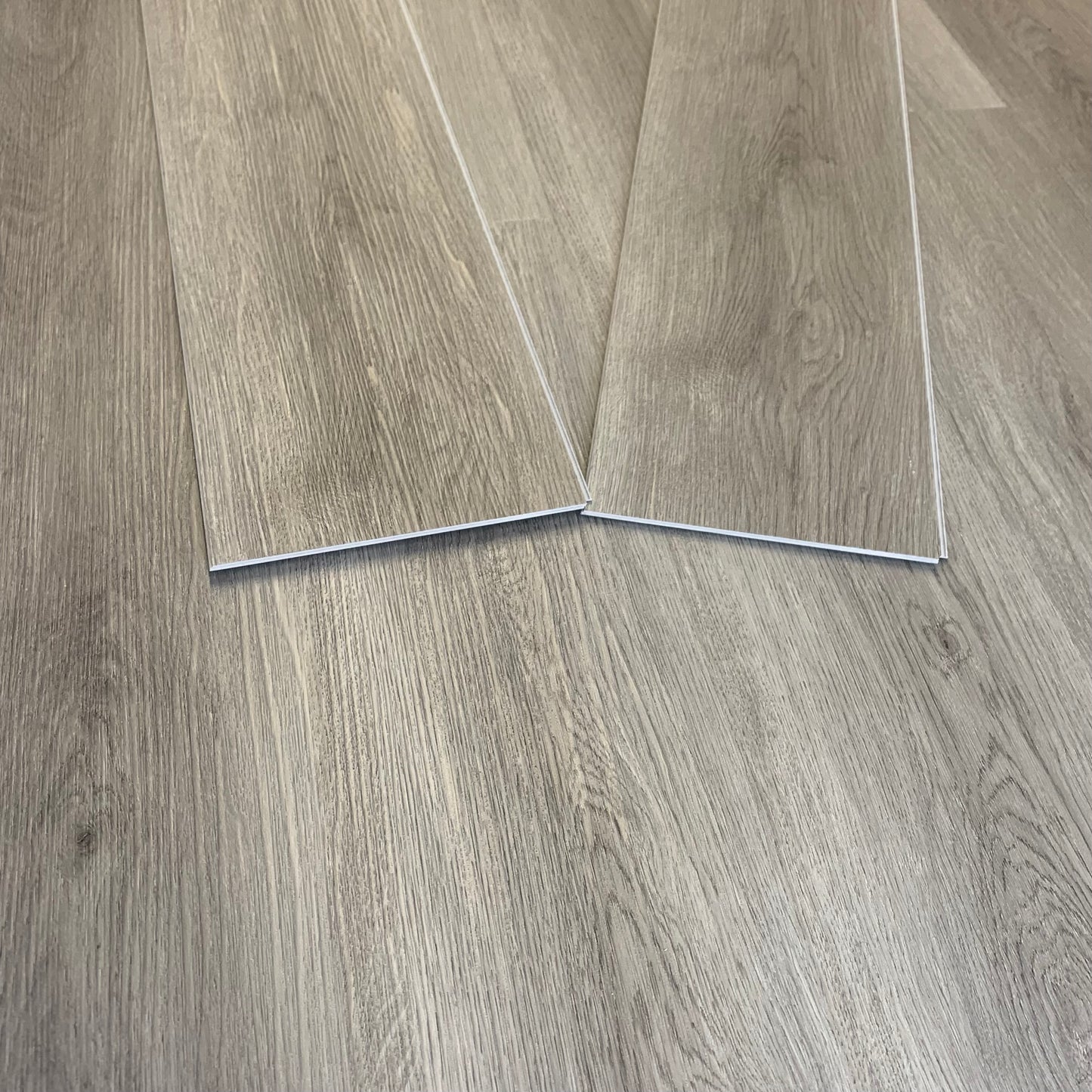 Waterproof Ashen Grey Oak  Plank LVT Rigid Core SPC Click Luxury Vinyl Tile Flooring