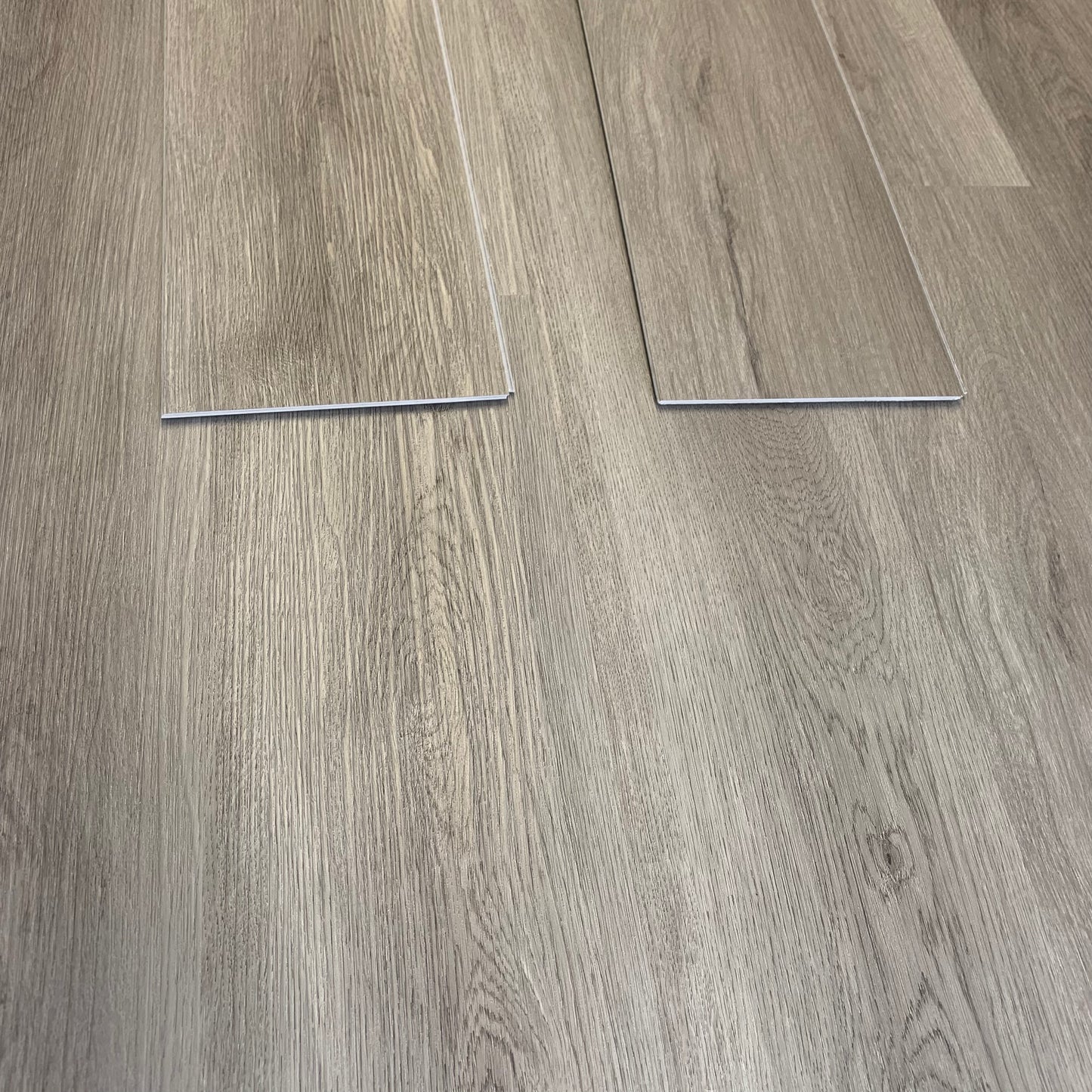 Waterproof Ashen Grey Oak  Plank LVT Rigid Core SPC Click Luxury Vinyl Tile Flooring