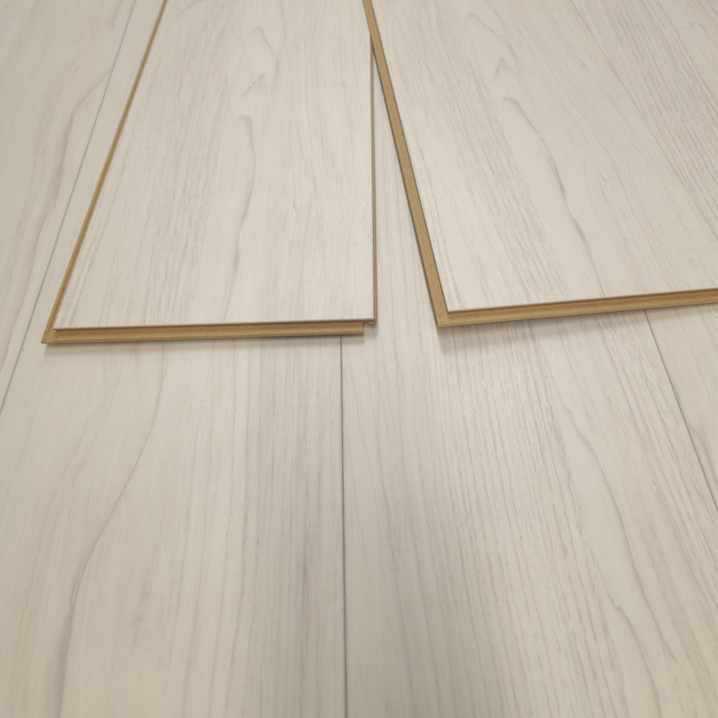 Waterproof Luxury Autumn Oak 8mm Laminate Flooring AC5