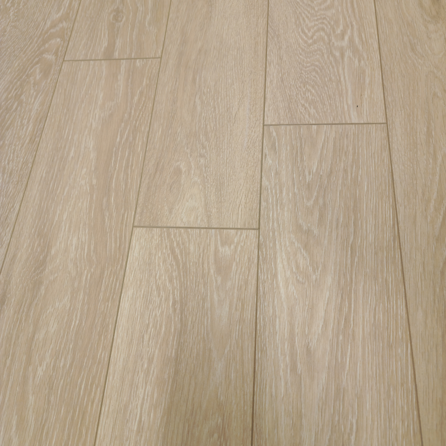 Waterproof Luxury Cool Heritage Oak 12mm Laminate Flooring