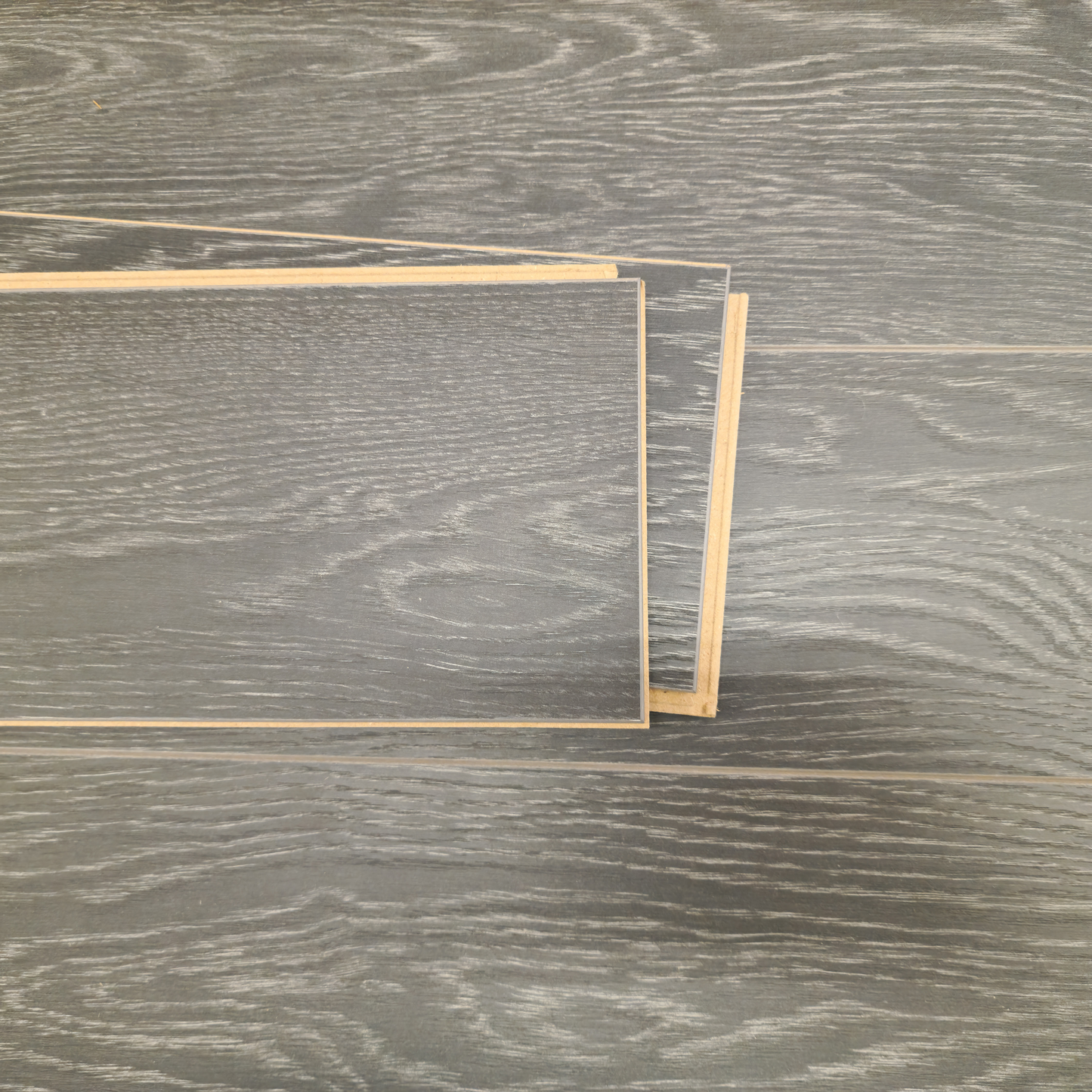 Waterproof Luxury Nordic Grey Oak 12mm Laminate Flooring