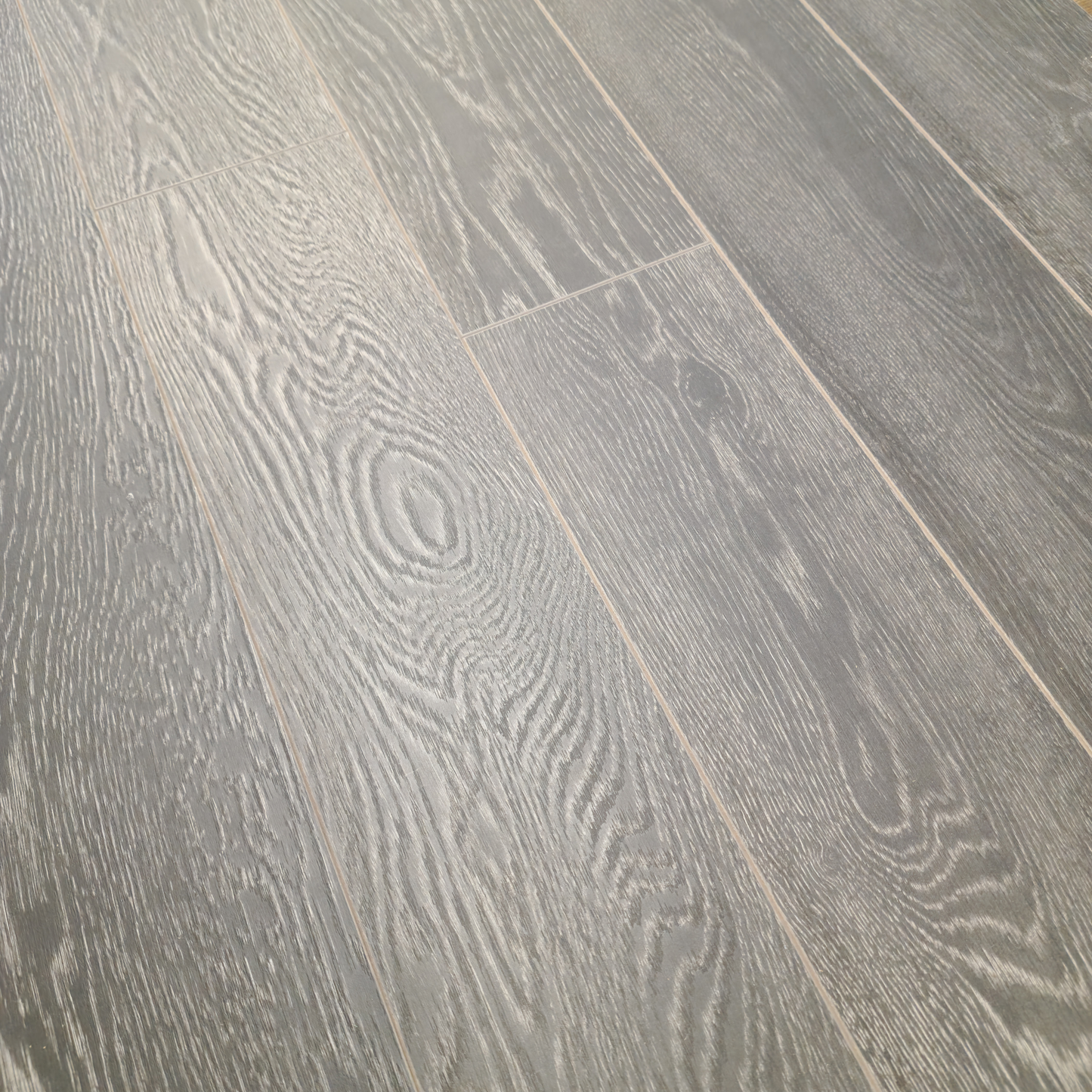 Waterproof Luxury Nordic Grey Oak 12mm Laminate Flooring