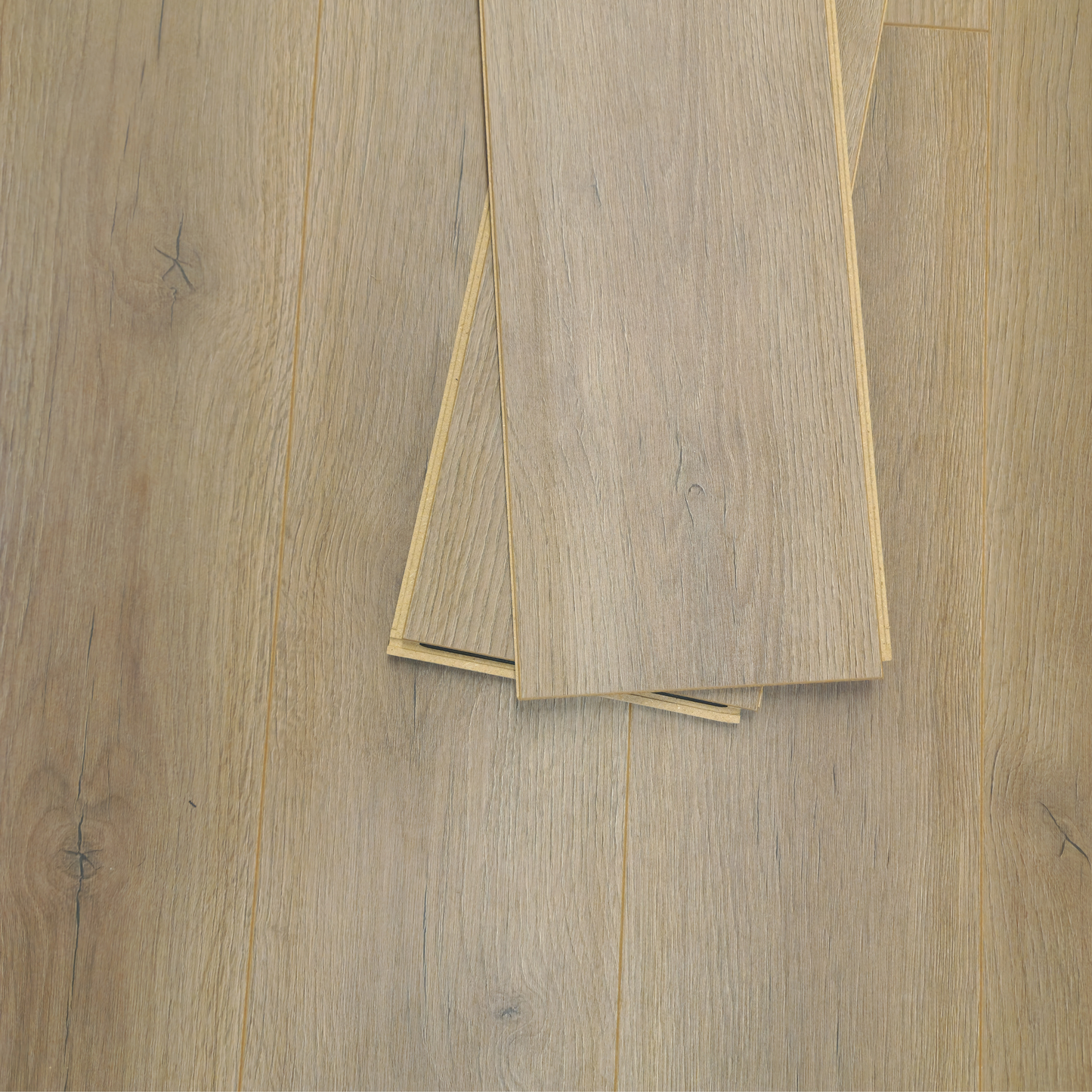 Waterproof Luxury Palewood Oak 8mm Laminate Flooring