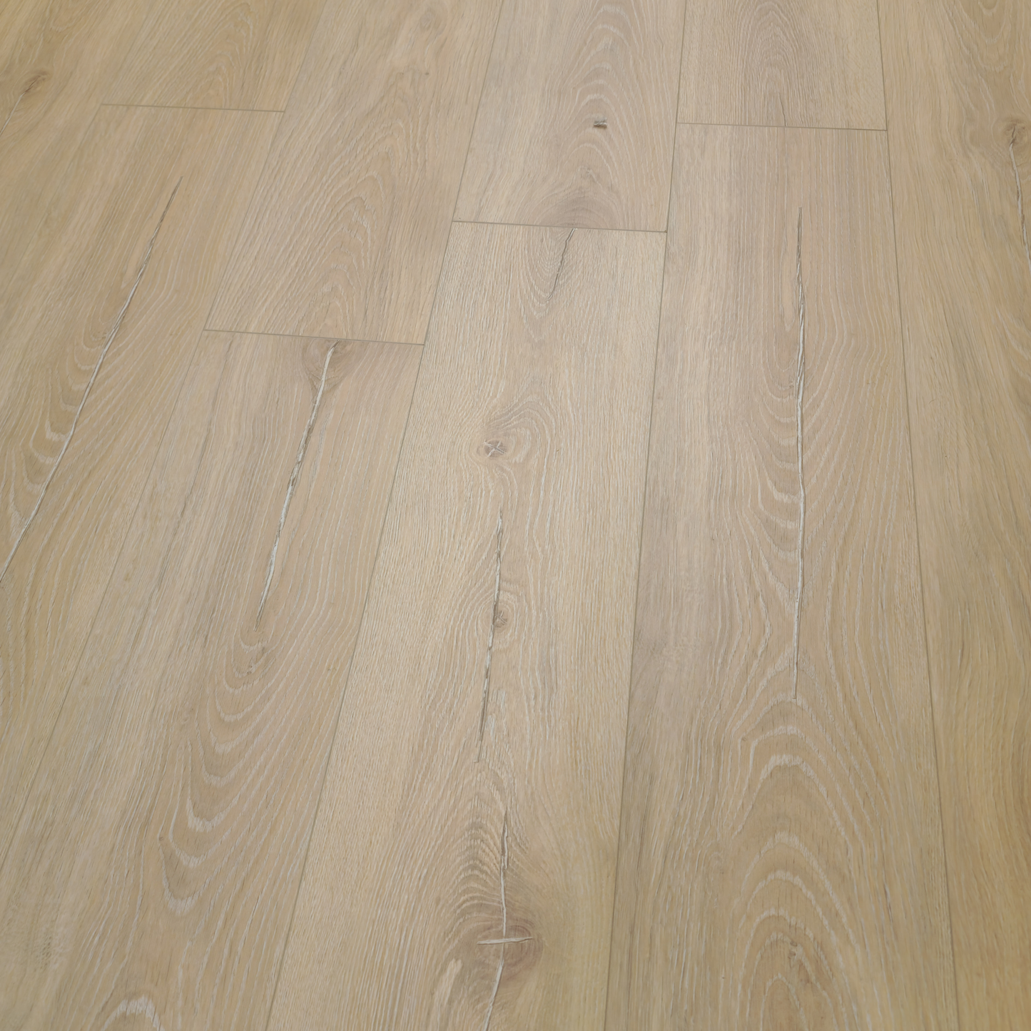 Waterproof Luxury Sunbeam Oak 8mm Laminate Flooring