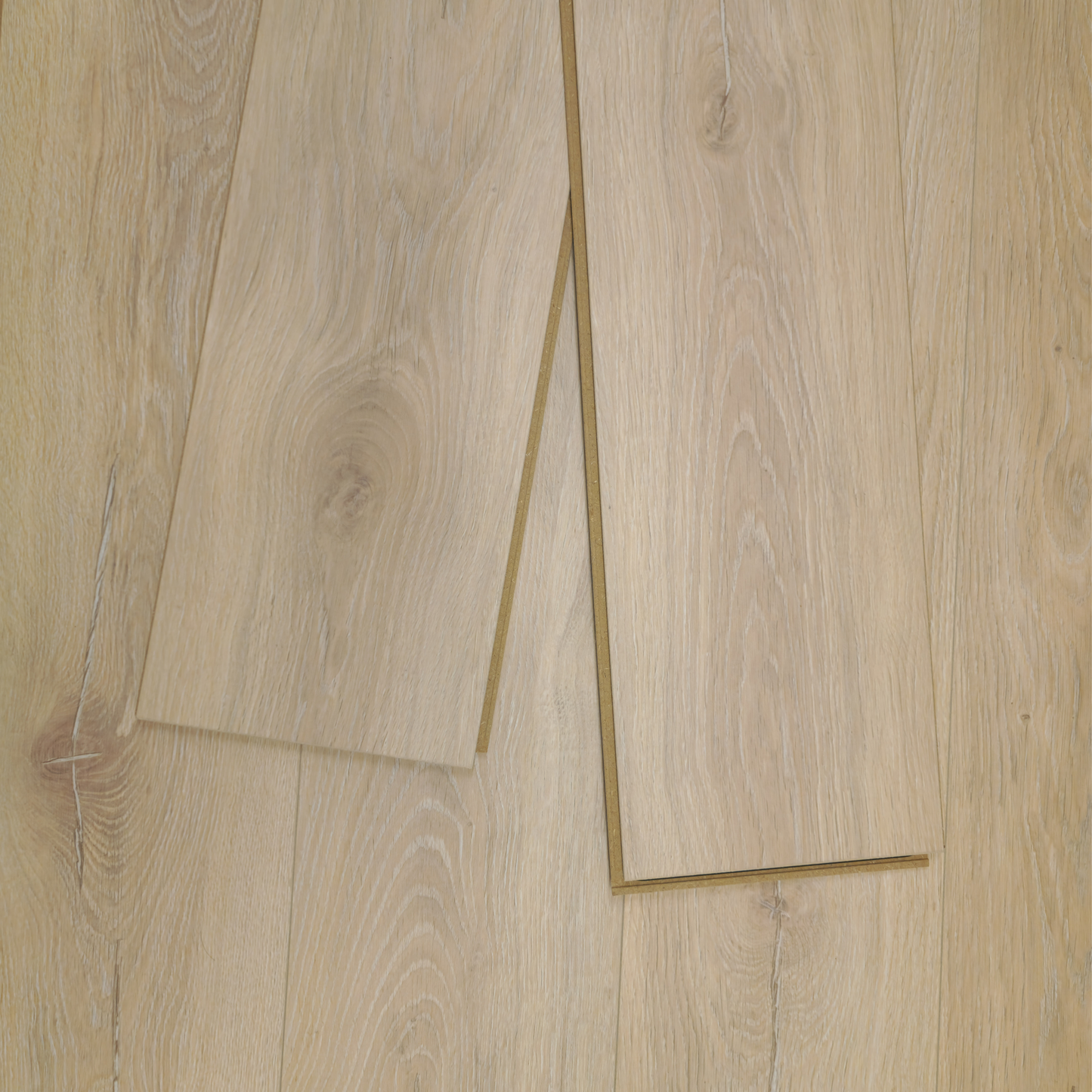 Waterproof Luxury Sunbeam Oak 8mm Laminate Flooring