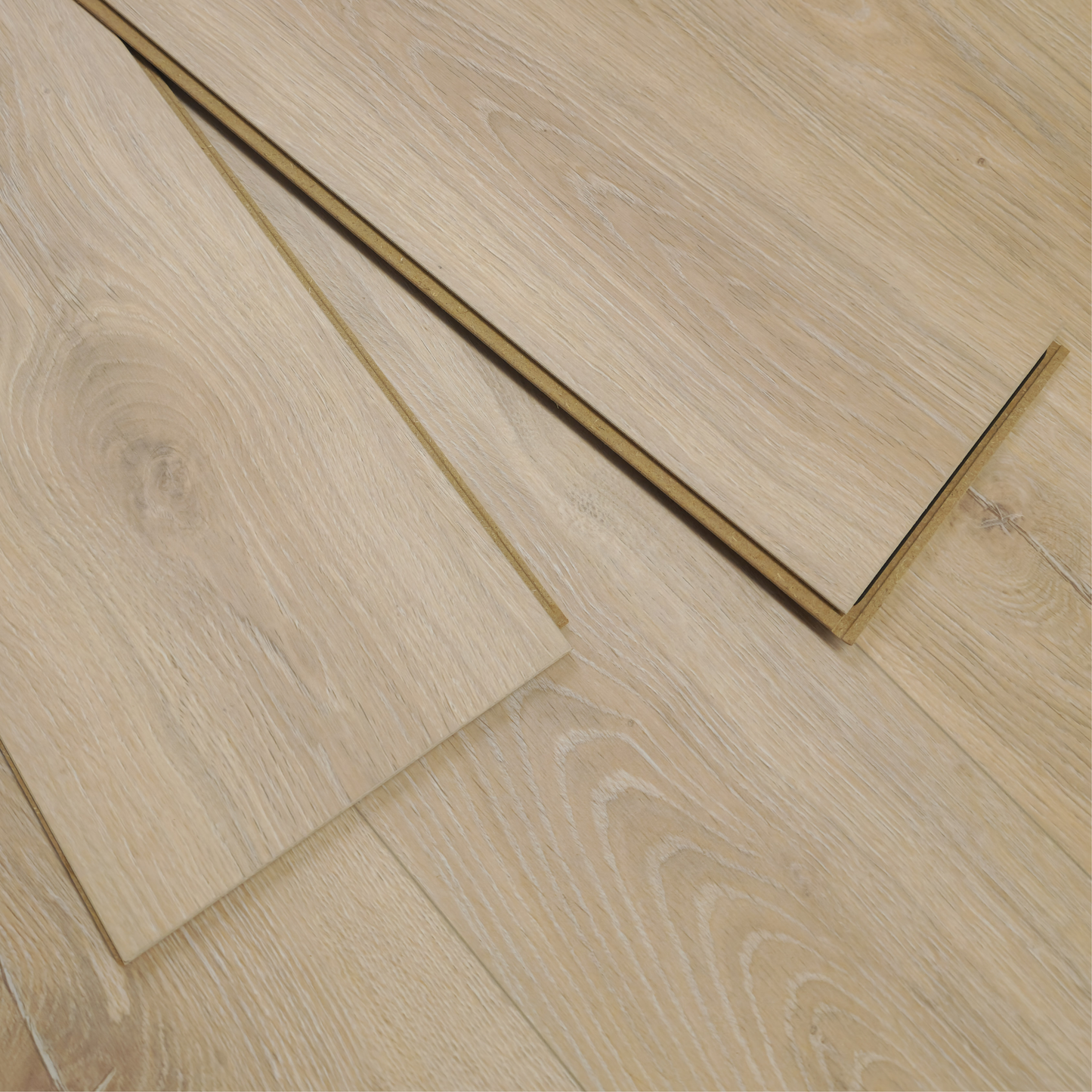 Waterproof Luxury Sunbeam Oak 8mm Laminate Flooring