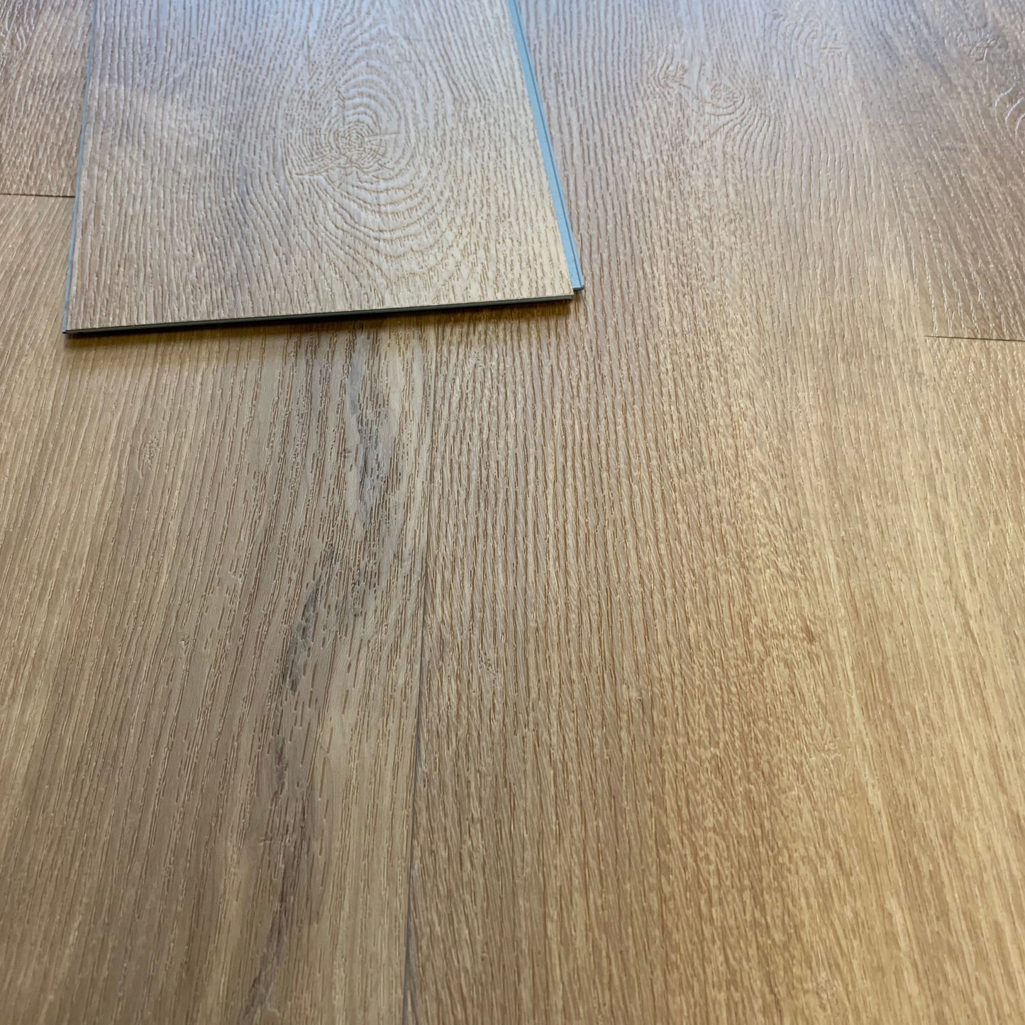 Waterproof Savannah Oak Plank LVT Rigid Core SPC 5.2mm Click Luxury Vinyl Tile Flooring