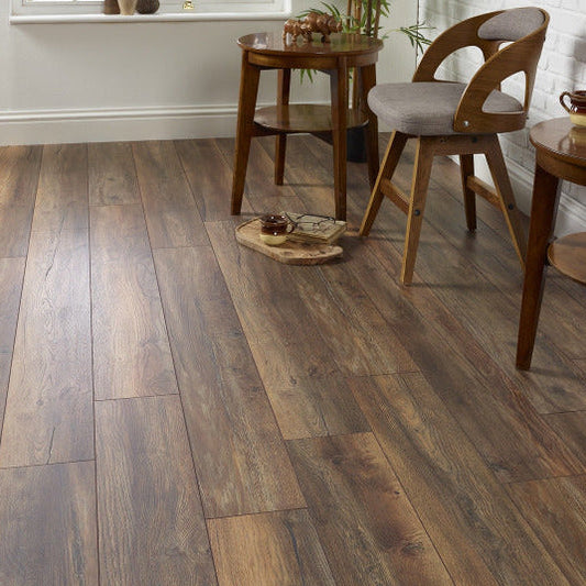 12mm-villa-harbour-oak-laminate-1