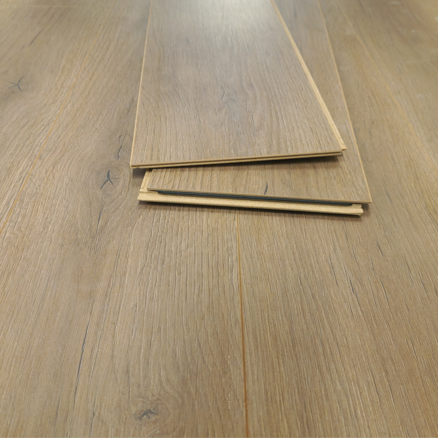 Waterproof Luxury Palewood Oak 8mm Laminate Flooring