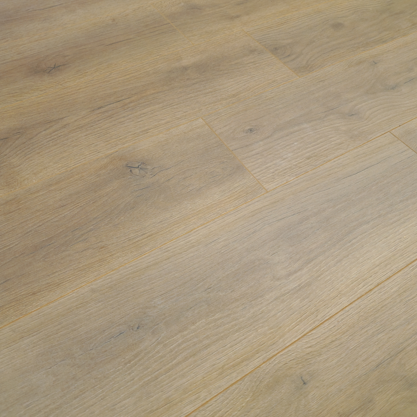 Waterproof Luxury Palewood Oak 8mm Laminate Flooring