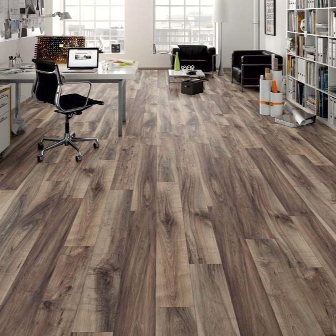 aged-oak-12mm-waterproof-laminate-flooring