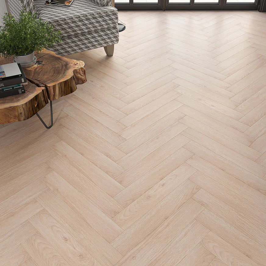 kingsley-8mm-grand-oak-herringbone-laminate-flooring-1