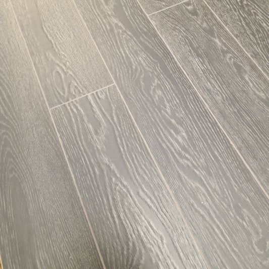 Waterproof Luxury Nordic Grey Oak 12mm Laminate Flooring