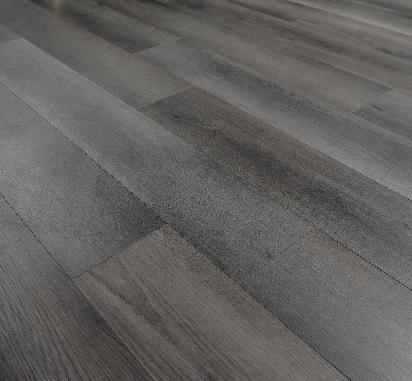 sovereign-obsidian-oak-vinyl-click-flooring-9