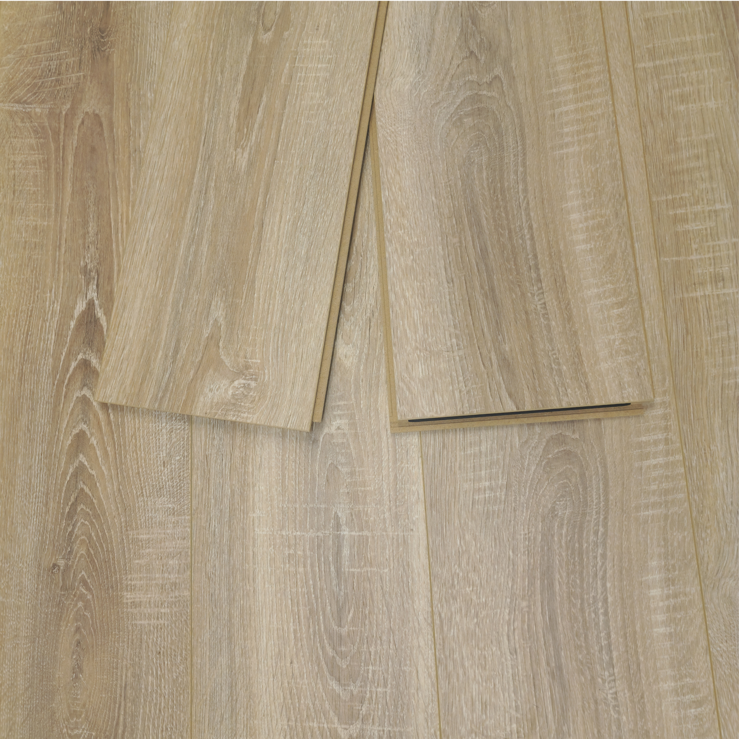 Waterproof Luxury Caramel Oak 8mm Laminate Flooring