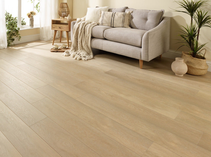 Horizon 12mm Golden Dune Oak Laminate Flooring