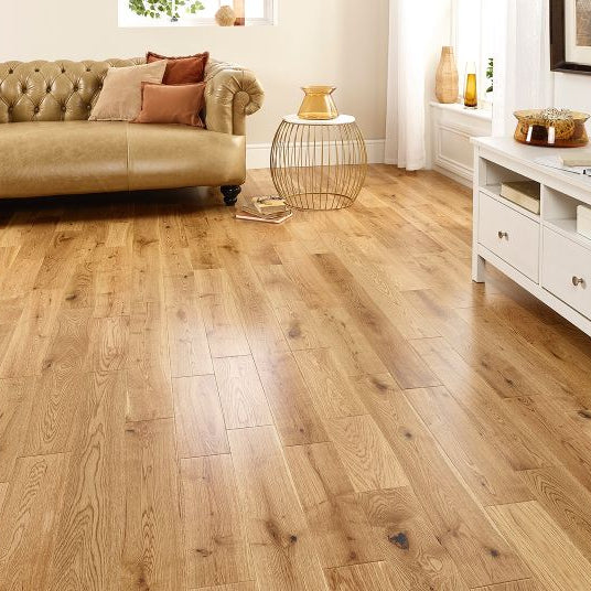 ravencrest-caramel-pine-solid-wood-flooring-1