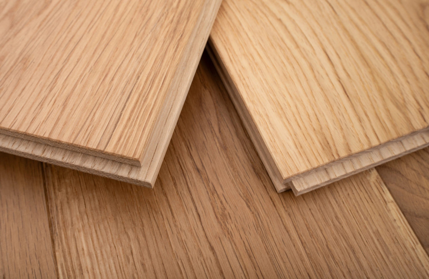 Apex Grain Brushed & Oiled Solid Oak Flooring