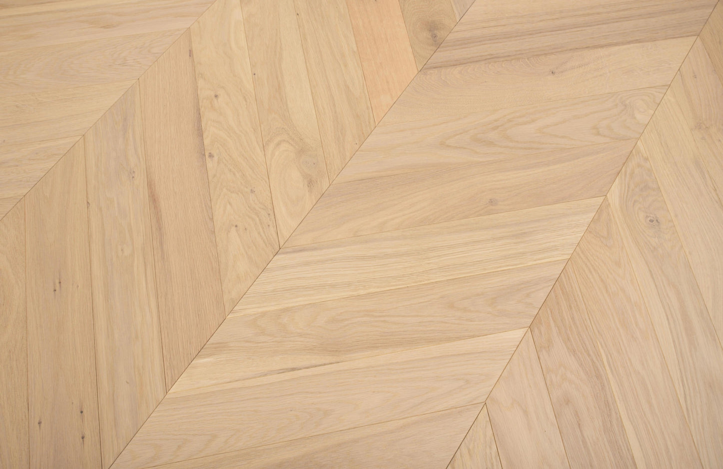 grantham-oak-14mm-chevron-engineered-wood-flooring - 6