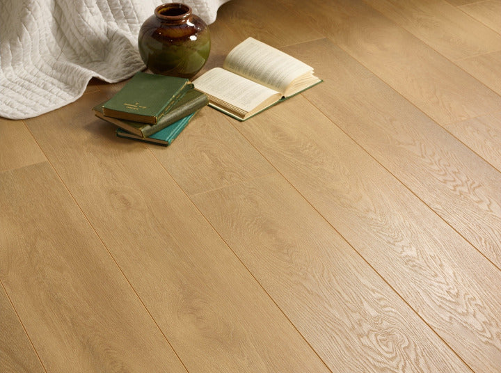 Horizon 12mm Desert Glow Oak Laminate Flooring