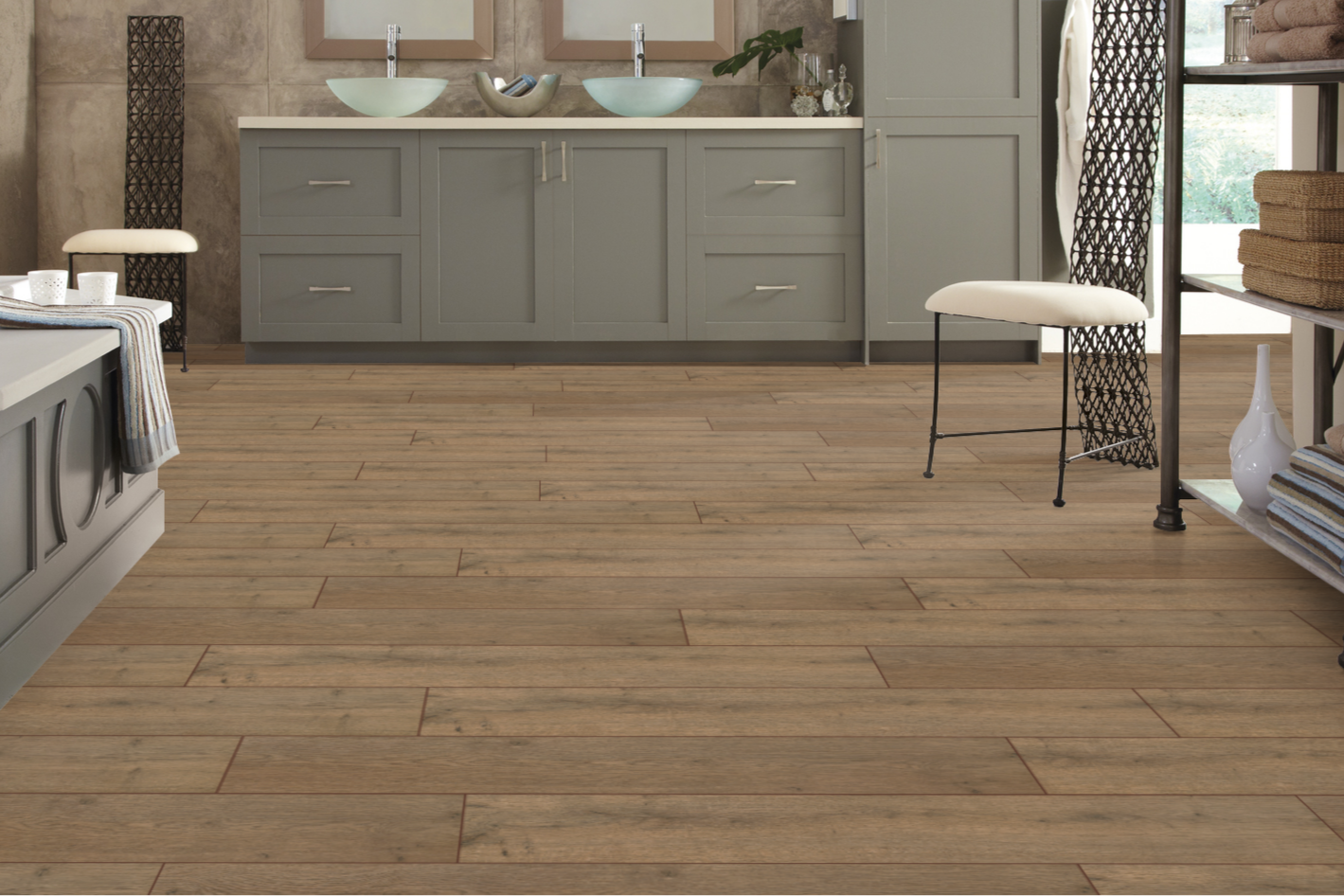 Oakwood Elite XL 12mm Laminate Flooring