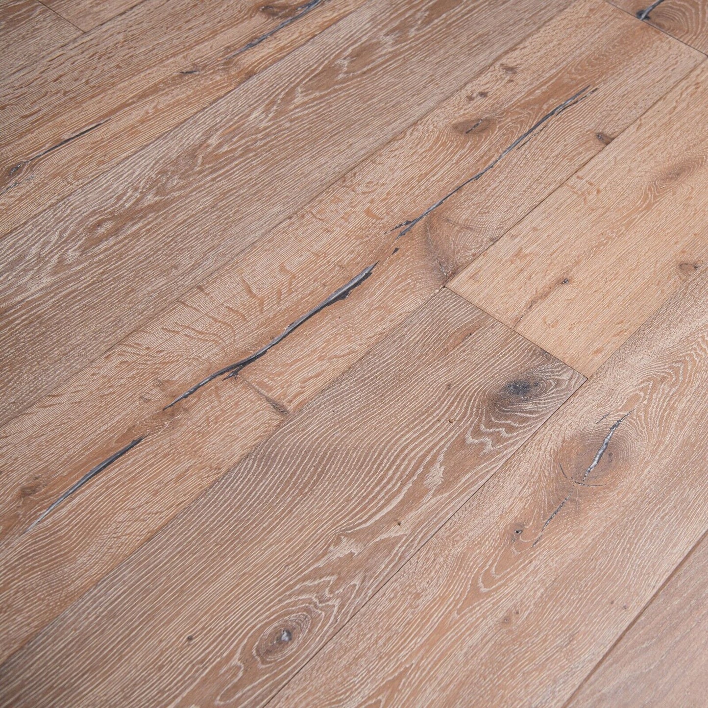 lilypad-graphite-distressed-engineered-wood-flooring-2