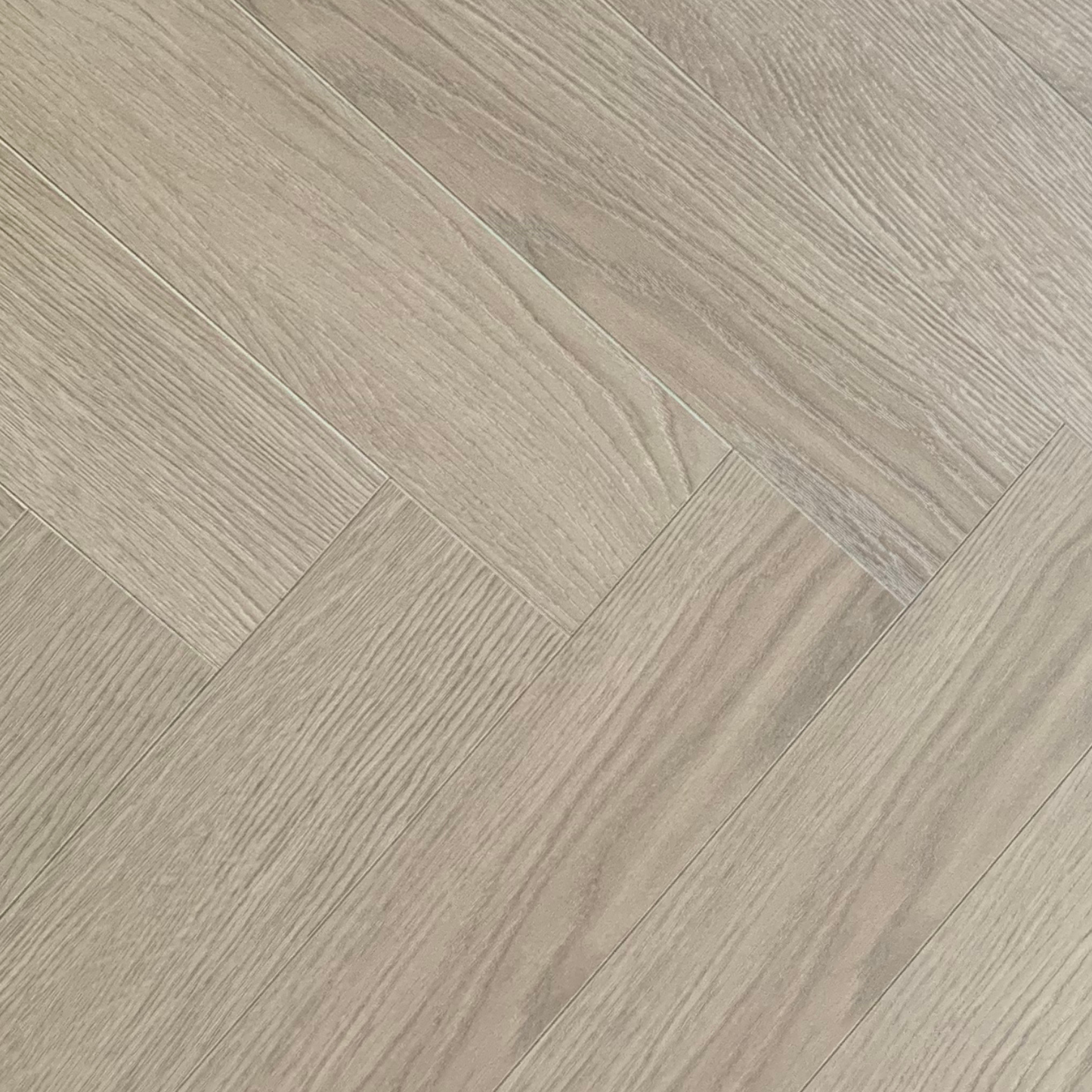 Kingsley 8mm Whitford Oak Herringbone Laminate Flooring