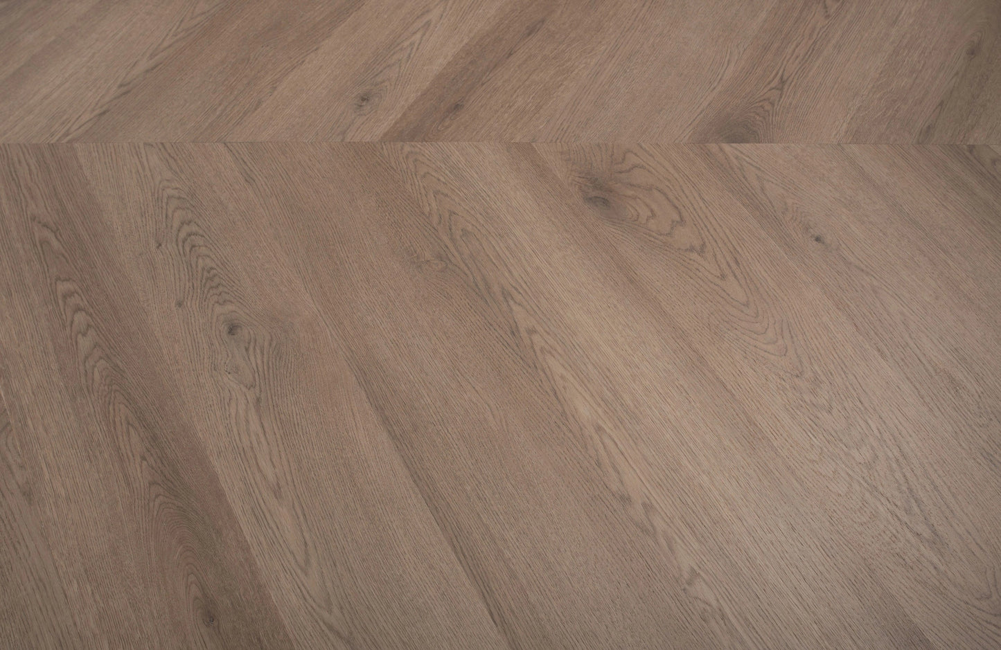 luma-clayridge-oak-3mm-chevron-glue-down-lvt-4