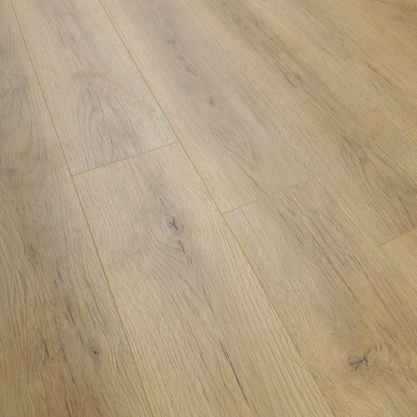 Waterproof Luxury Lightwood Oak 8mm Laminate Flooring
