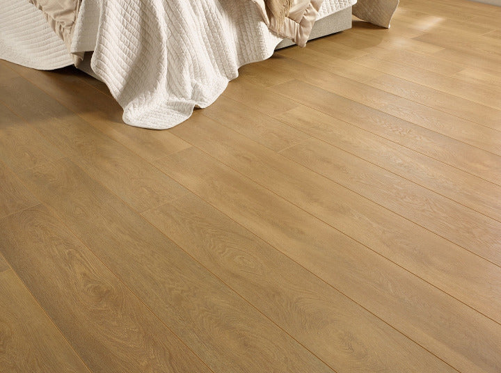 Horizon 12mm Desert Glow Oak Laminate Flooring