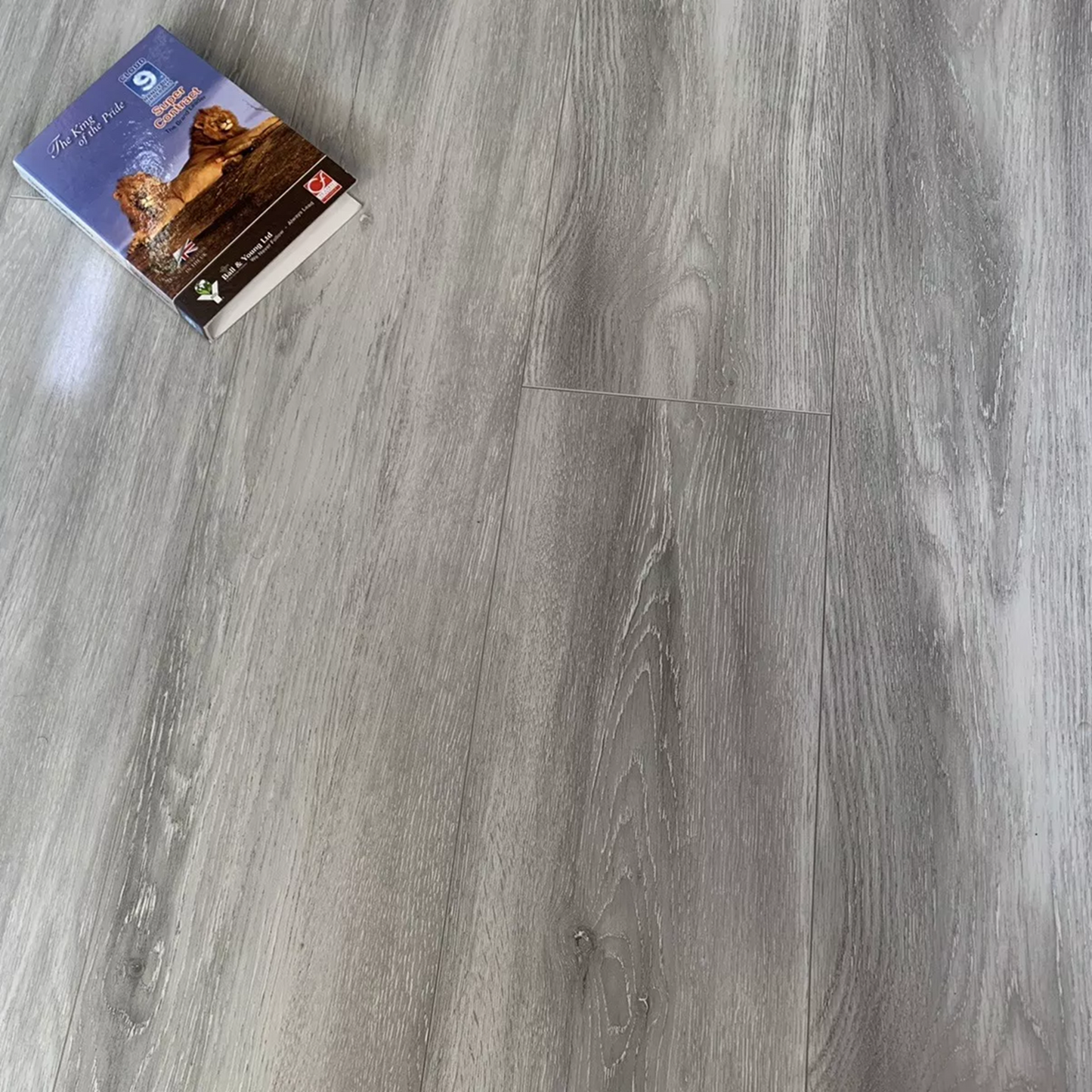 High Gloss Ice 8mm Laminate Flooring