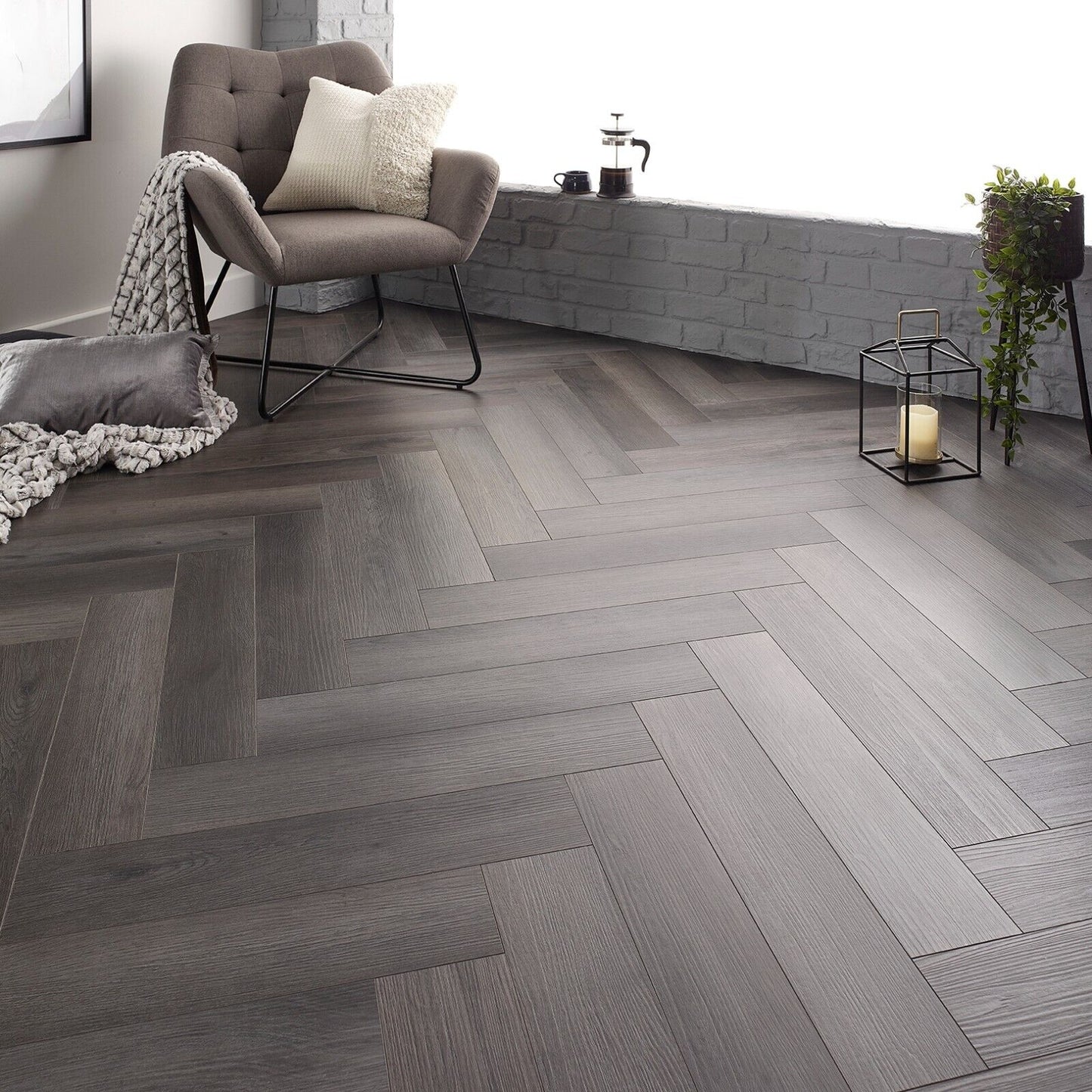 Regalia Obsidian Oak Vinyl Click Flooring