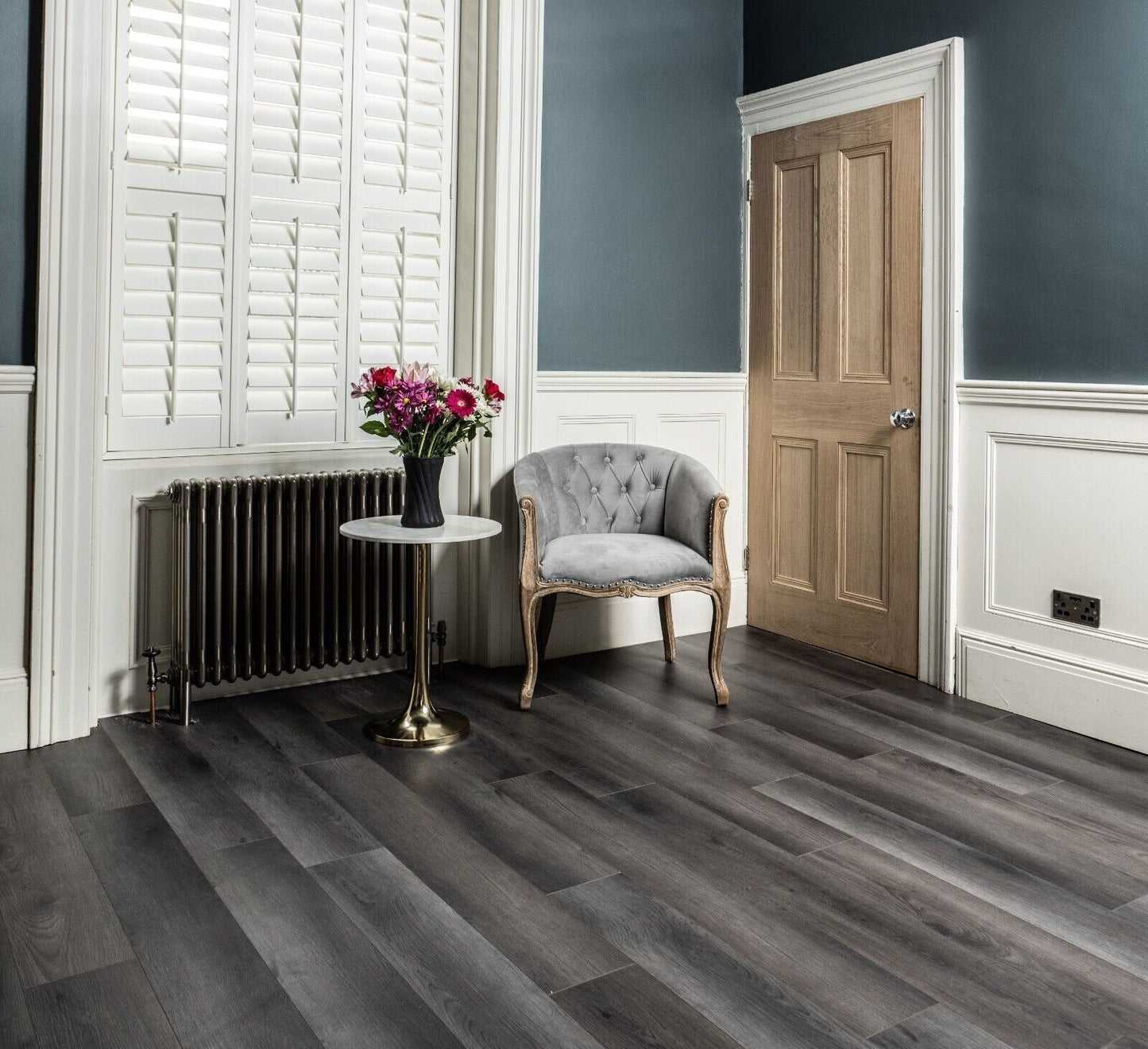 Sovereign Obsidian Oak Vinyl Click Flooring